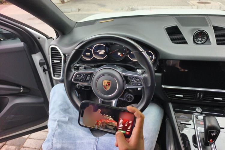 Used Porsche Cayenne 2019 Cayenne Coupé 3.0T Steering Wheel