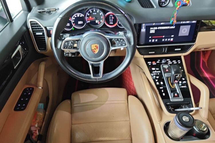 Used Porsche Cayenne 2019 Cayenne 3.0T Steering Wheel
