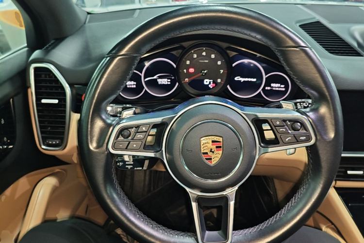 Used Porsche Cayenne 2019 Cayenne 3.0T Steering Wheel