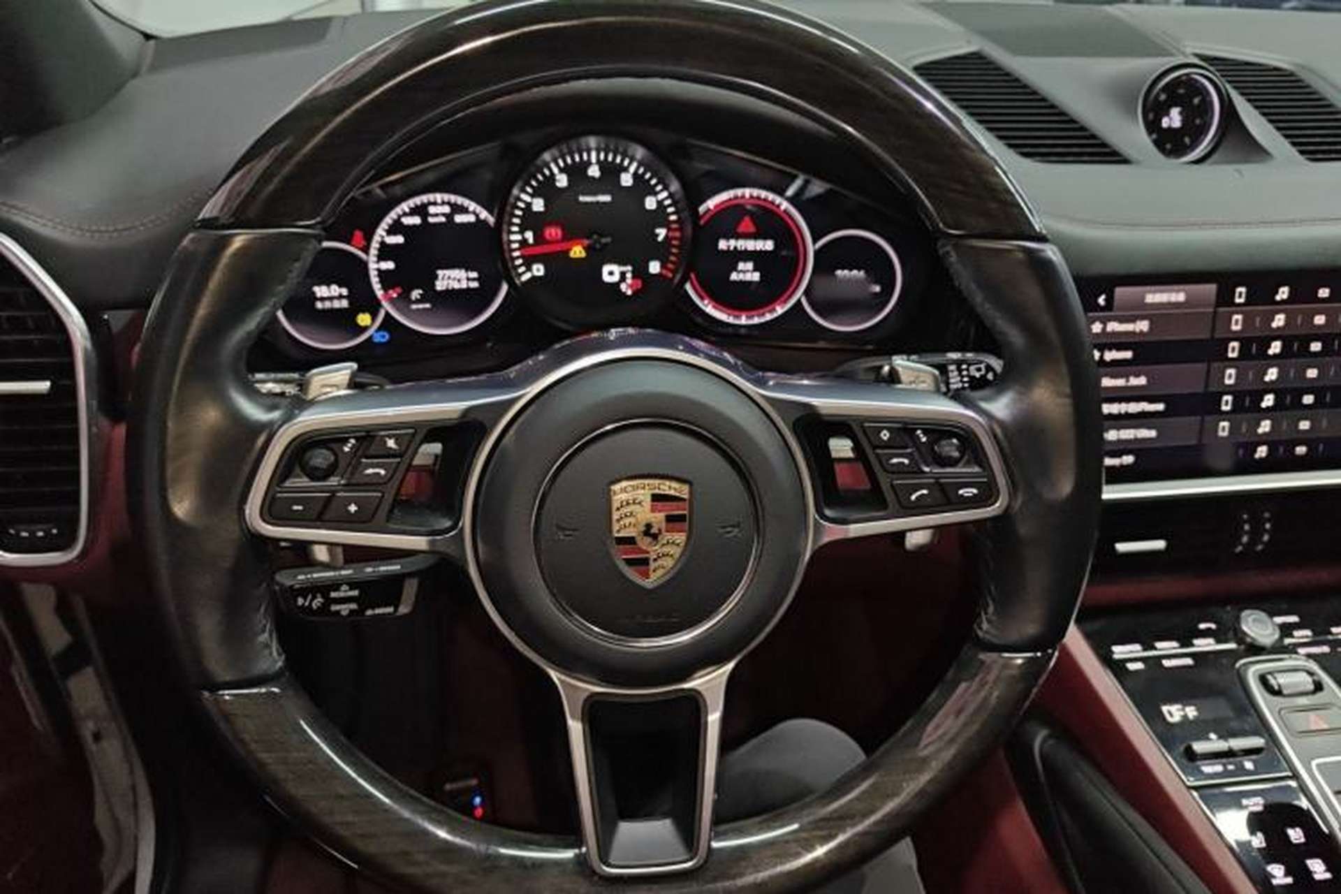 Used Porsche Cayenne 2019 Cayenne 3.0T Steering Wheel