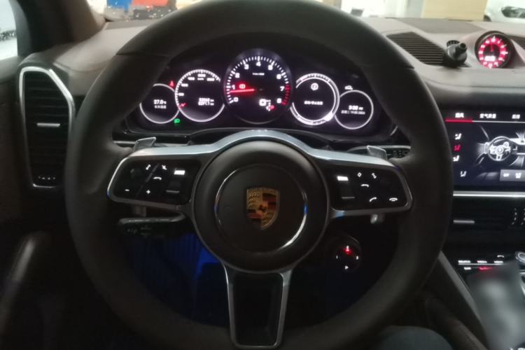 Used Porsche Cayenne 2019 Cayenne 3.0T Steering Wheel