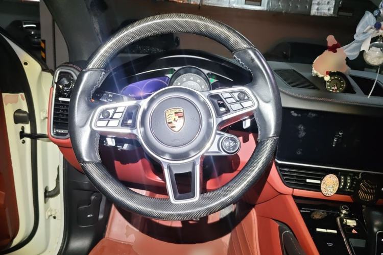Used Porsche Cayenne 2019 Cayenne Coupé 3.0T Steering Wheel