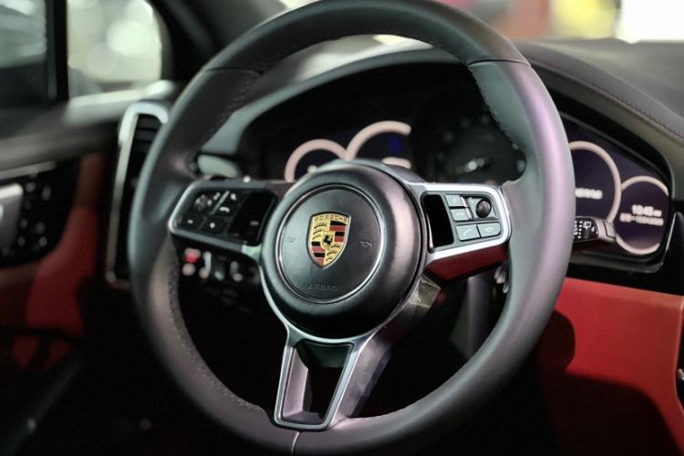 Used Porsche Cayenne 2019 Cayenne 3.0T Steering Wheel