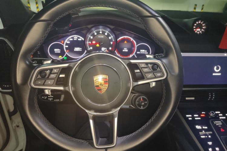 Used Porsche Cayenne 2019 Cayenne 3.0T Steering Wheel
