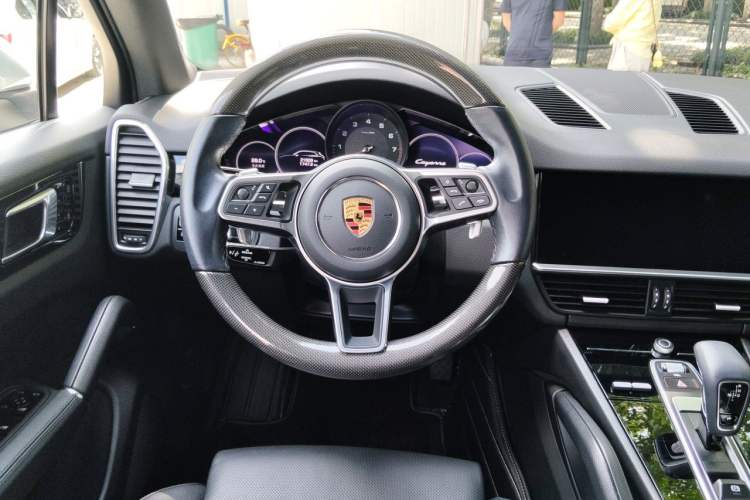 Used Porsche Cayenne 2019 Cayenne 3.0T Steering Wheel
