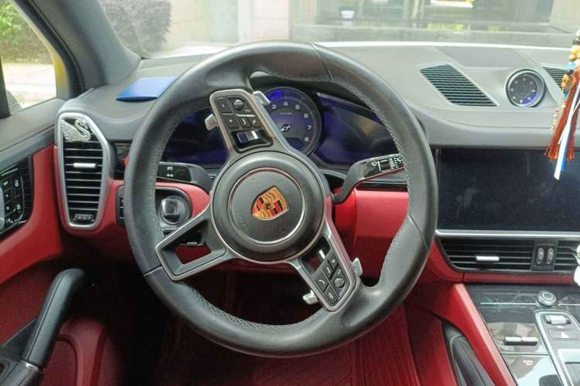 Used Porsche Cayenne 2019 Cayenne 3.0T Steering Wheel