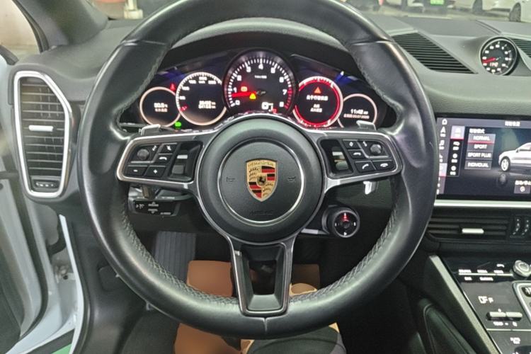 Used Porsche Cayenne 2019 Cayenne Coupé 3.0T Steering Wheel