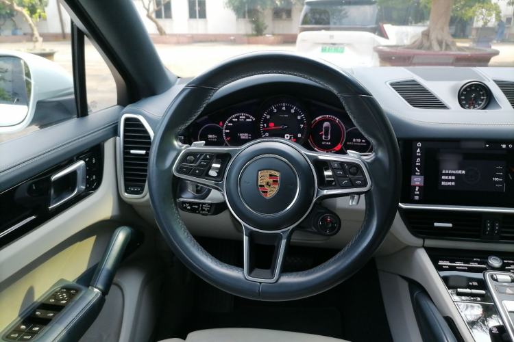 Used Porsche Cayenne 2019 Cayenne Coupé 3.0T Steering Wheel
