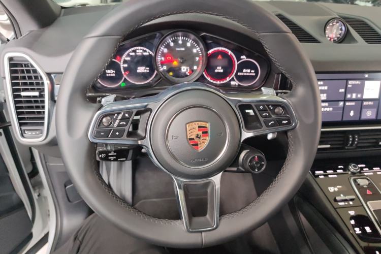 Used Porsche Cayenne 2019 Cayenne Coupé 3.0T Steering Wheel