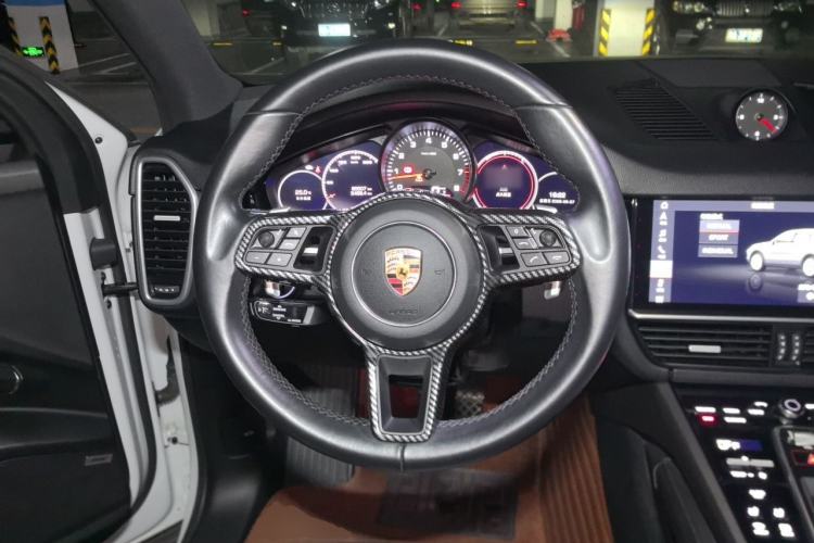 Used Porsche Cayenne 2019 3.0T U.S. specification Steering Wheel