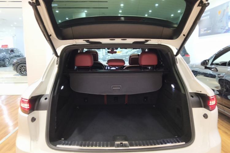 Used Porsche Cayenne 2019 Cayenne 3.0T Trunk