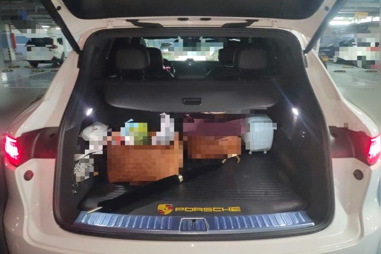 Used Porsche Cayenne 2019 Cayenne 3.0T Trunk