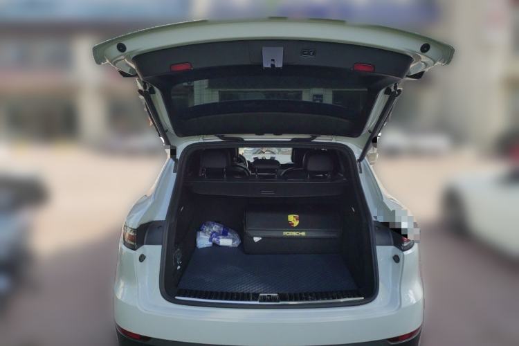 Used Porsche Cayenne 2019 Cayenne 3.0T Trunk