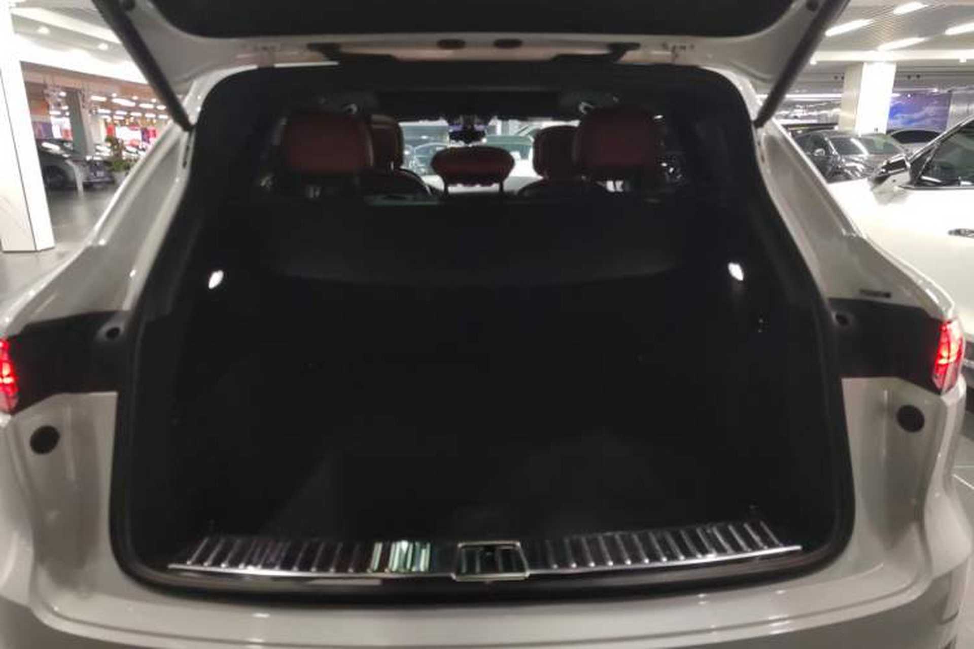 Used Porsche Cayenne 2019 Cayenne 3.0T Trunk