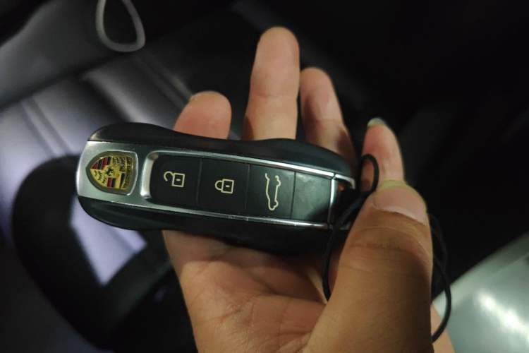 Used Porsche Cayenne 2019 Cayenne 3.0T Vehicle Key