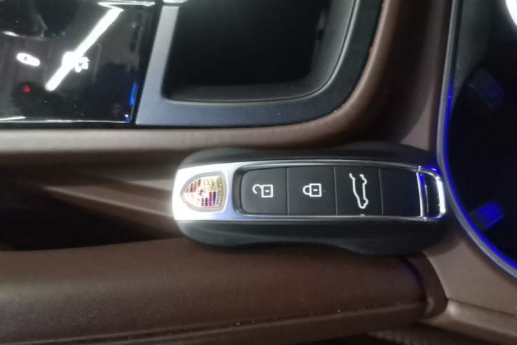 Used Porsche Cayenne 2019 Cayenne 3.0T Vehicle Key