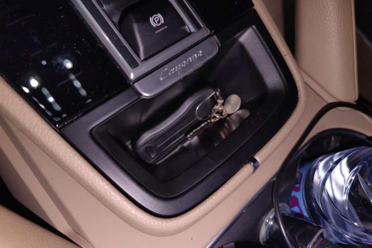 Used Porsche Cayenne 2019 Cayenne 3.0T Vehicle Key