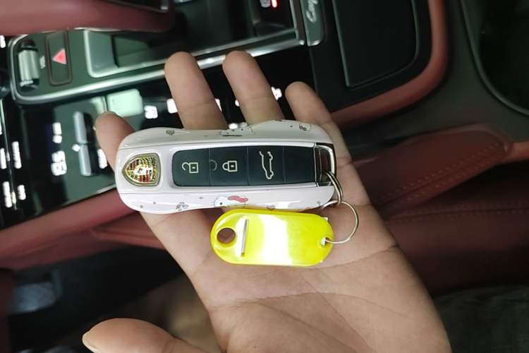 Used Porsche Cayenne 2019 Cayenne 3.0T Vehicle Key