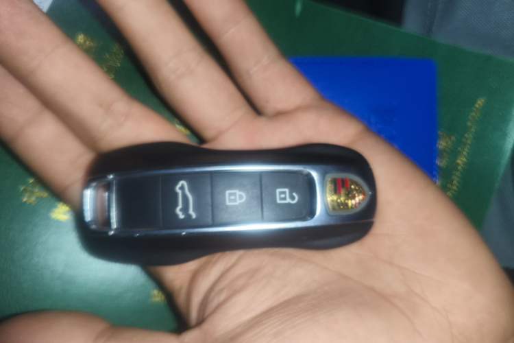 Used Porsche Cayenne 2019 Cayenne 3.0T Vehicle Key