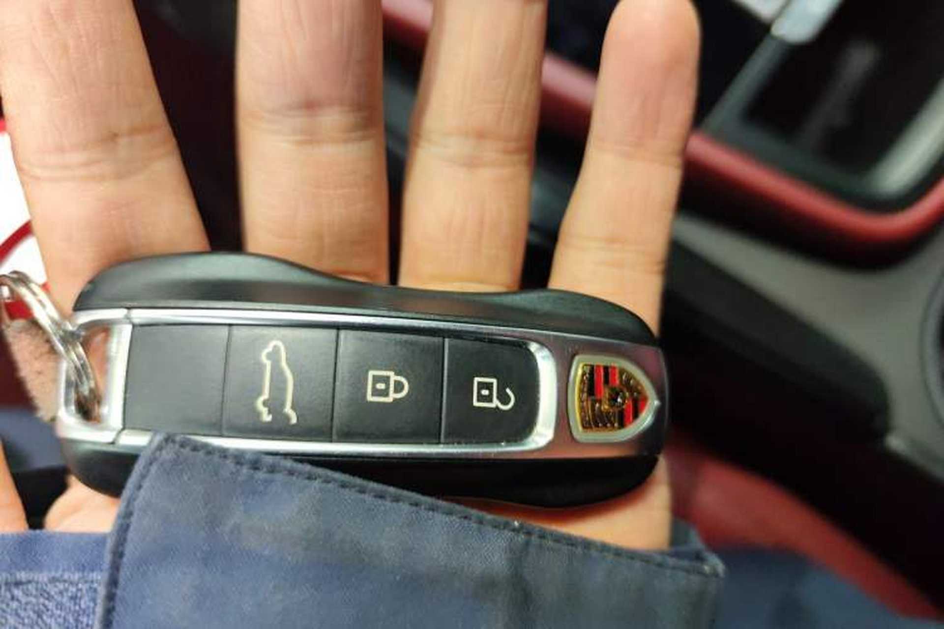 Used Porsche Cayenne 2019 Cayenne 3.0T Vehicle Key