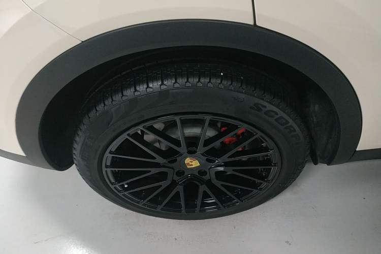 Used Porsche Cayenne 2019 Cayenne 3.0T Exterior 3