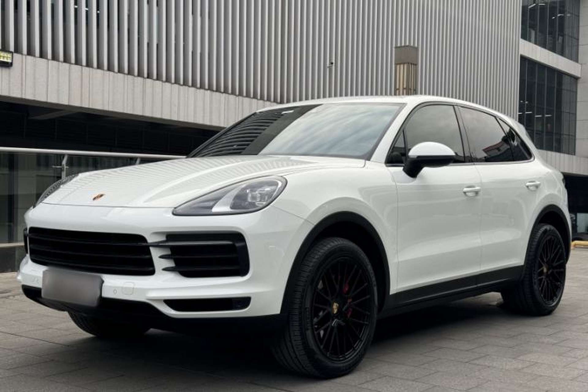 Used Porsche Cayenne 2019 Cayenne 3.0T Front Left 45 Deg