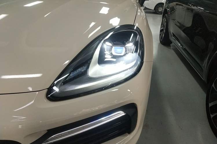 Used Porsche Cayenne 2019 Cayenne 3.0T Left Front Headlight