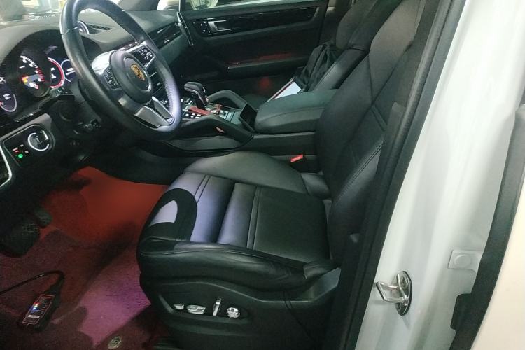 Used Porsche Cayenne 2019 Cayenne 3.0T Left Front Seat