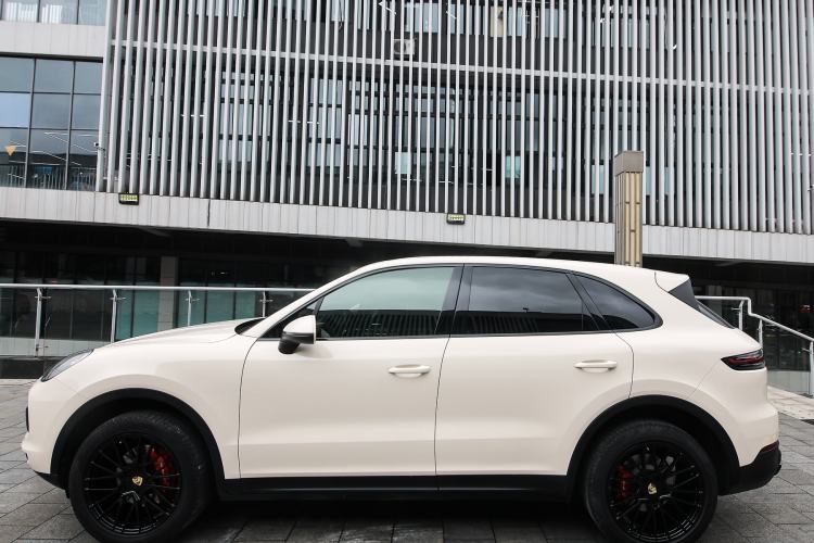 Used Porsche Cayenne 2019 Cayenne 3.0T Left Side