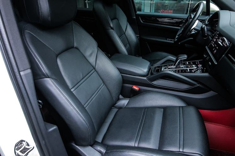 Used Porsche Cayenne 2019 Cayenne 3.0T Right Front Seat
