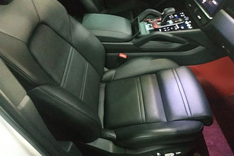 Used Porsche Cayenne 2019 Cayenne 3.0T Right Front Seat