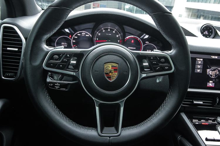 Used Porsche Cayenne 2019 Cayenne 3.0T Steering Wheel