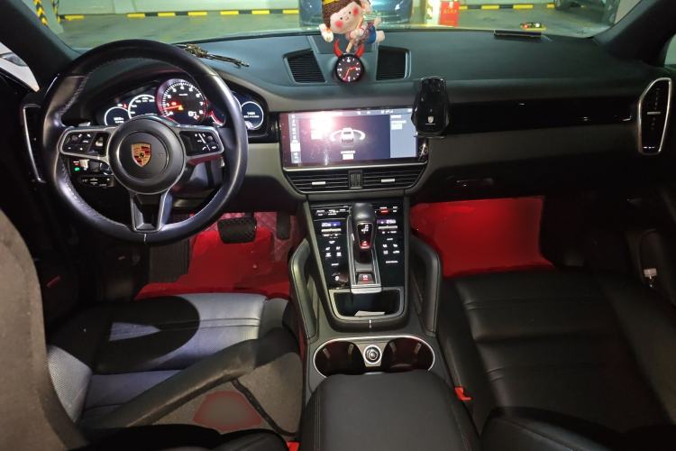 Used Porsche Cayenne  Center Console