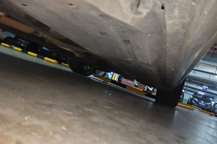 Used Porsche Cayenne  Chassis Front Left