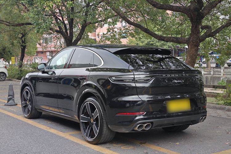 Used Porsche Cayenne 2020 Cayenne S Coupé 2.9T Exterior 3