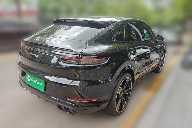 Used Porsche Cayenne 2020 Cayenne S Coupé 2.9T Exterior 5