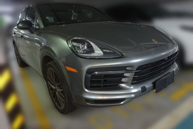 Used Porsche Cayenne  Front Right 45 Deg