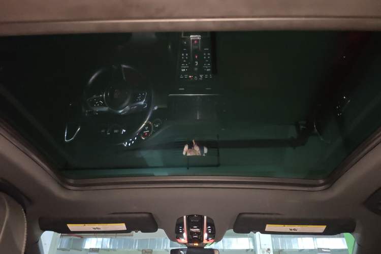 Used Porsche Cayenne  Headliner
