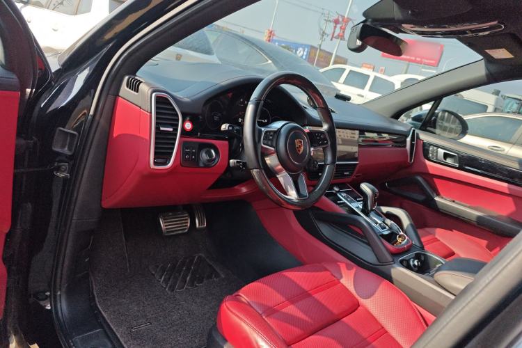 Used Porsche Cayenne 2020 Cayenne S 2.9T Interior 3