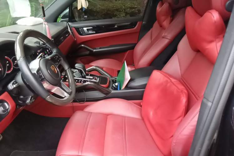 Used Porsche Cayenne 2020 Cayenne S 2.9T Left Front Seat