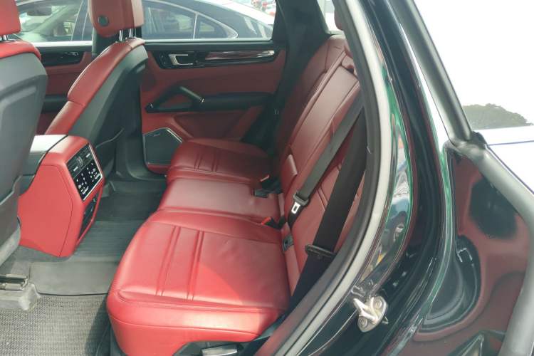 Used Porsche Cayenne 2020 Cayenne S 2.9T Left Rear Seat