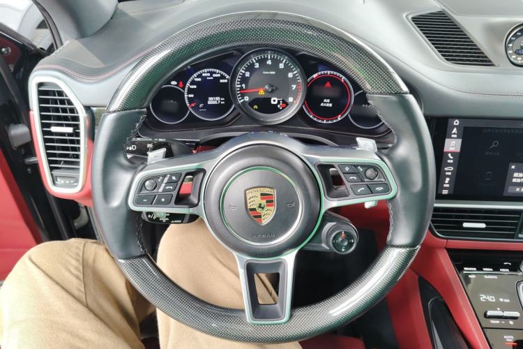 Used Porsche Cayenne 2020 Cayenne S 2.9T Steering Wheel