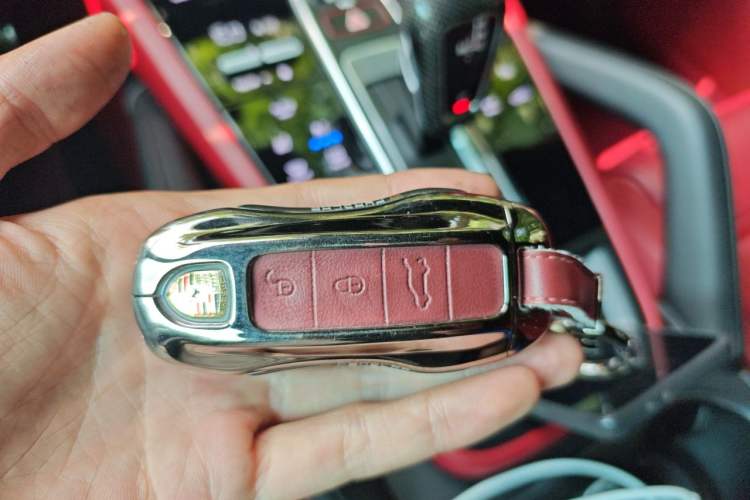 Used Porsche Cayenne 2020 Cayenne S 2.9T Vehicle Key