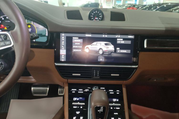 Used Porsche Cayenne 2020 Cayenne S 2.9T Audio And AC Panel