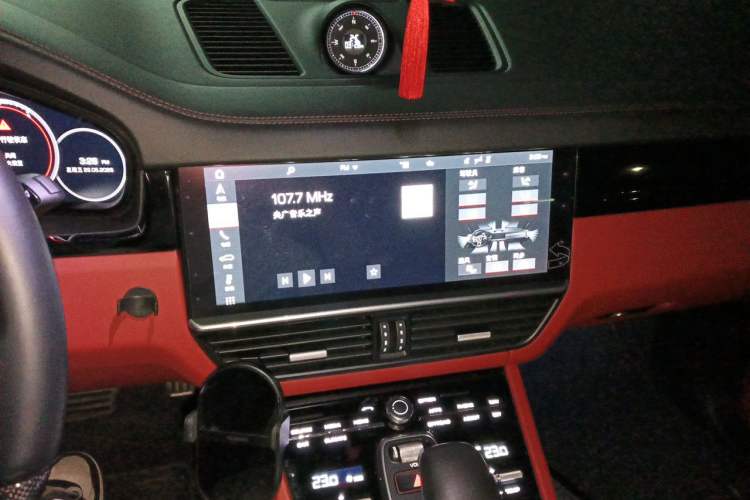 Used Porsche Cayenne 2020 Cayenne S 2.9T Audio And AC Panel