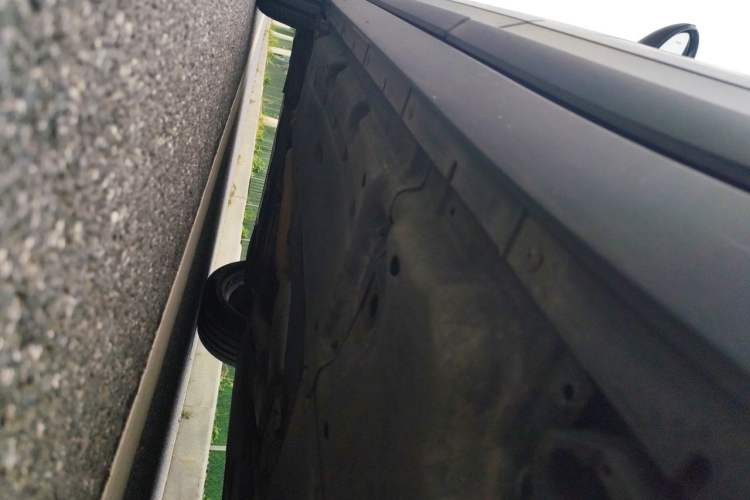 Used Porsche Cayenne  Chassis Rear Left