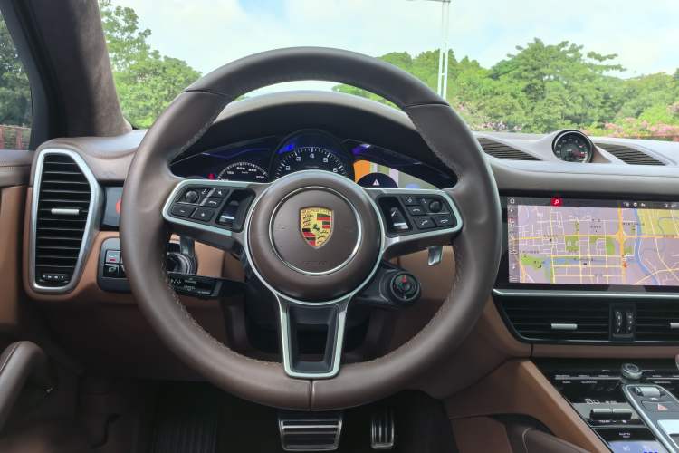 Used Porsche Cayenne 2020 Cayenne S 2.9T Interior 10