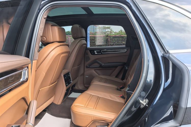 Used Porsche Cayenne 2020 Cayenne S 2.9T Interior 2