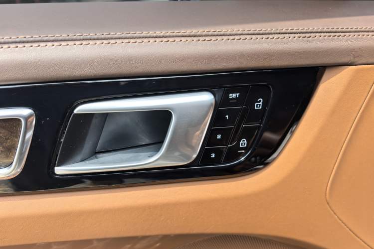 Used Porsche Cayenne 2020 Cayenne S 2.9T Interior 7