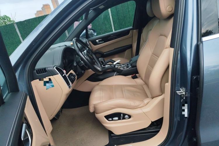 Used Porsche Cayenne  Left Front Seat